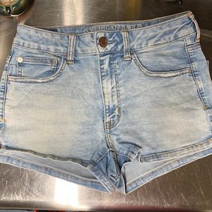 American eagle size 8 shorty high waisted